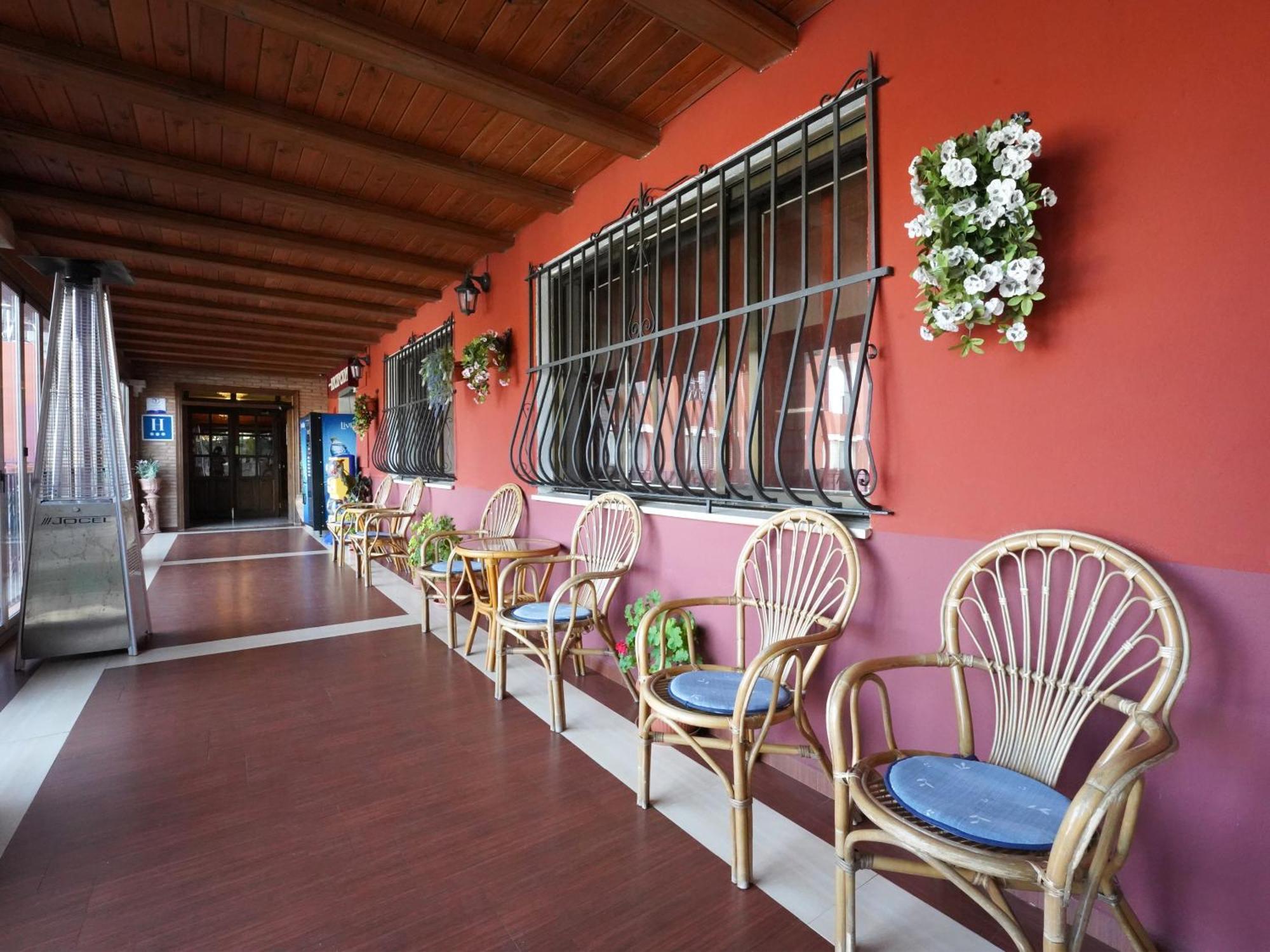 Hotel La Rueda 3000 Mora de Rubielos Esterno foto